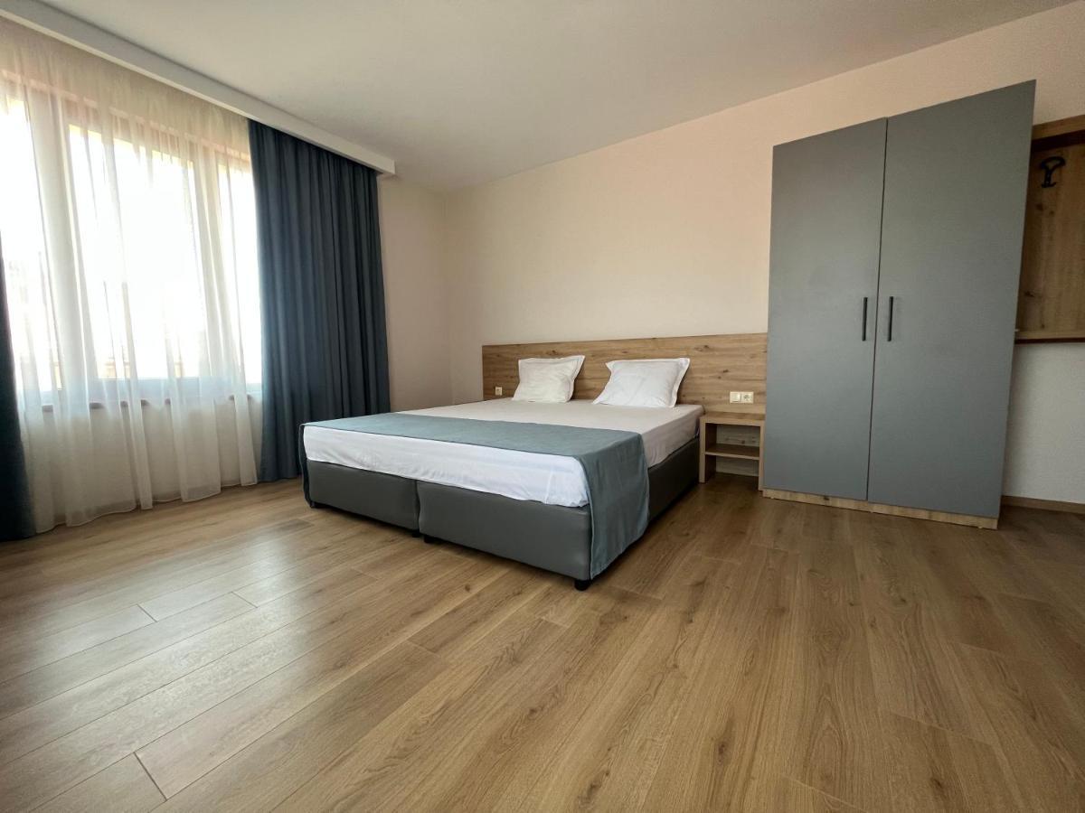 Stamatovi Family Hotel Pomorie Exterior foto